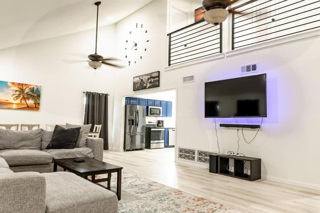 Roomy Home 5 Mins From Attractions Galveston Luaran gambar