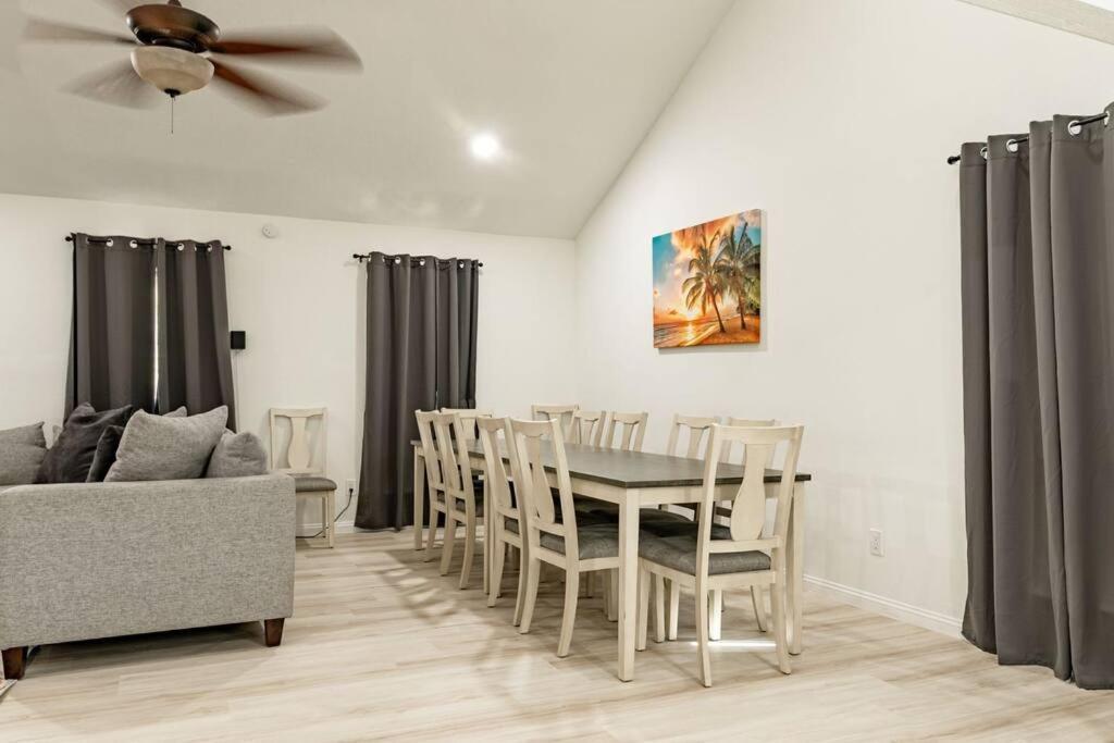 Roomy Home 5 Mins From Attractions Galveston Luaran gambar